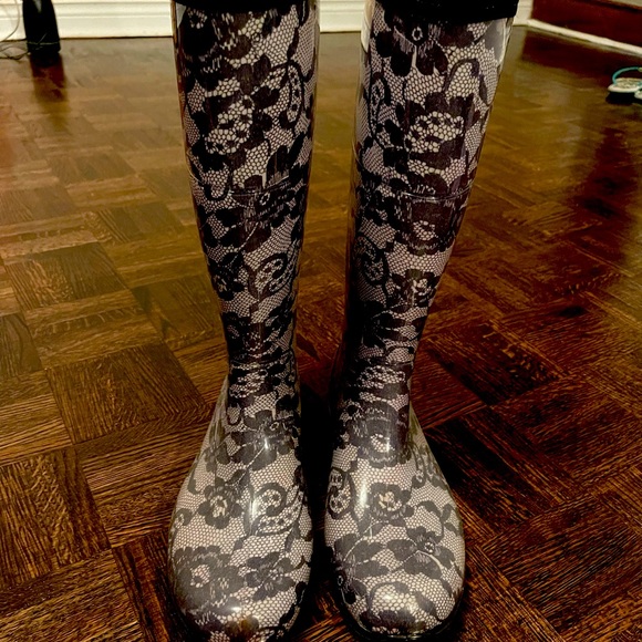 Rain boots- lace design - Picture 2 of 5